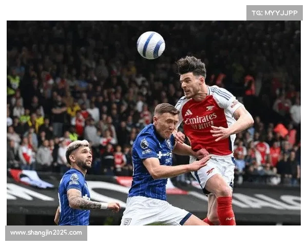 阿森纳3-2客胜伯恩茅斯，赖斯梅开二度助枪手扩大榜首优势